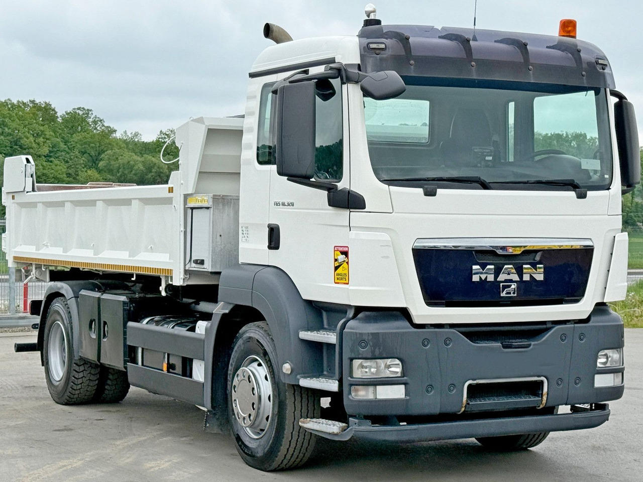 MAN TGS 18.320 * KIPPER 4,95m + BORDMATIC*TOPZUSTAND - Самосвал, Автоманипулятор: фото 5 MAN TGS 18.320 * KIPPER 4,95m + BORDMATIC*TOPZUSTAND - Самосвал, Автоманипулятор: фото 5