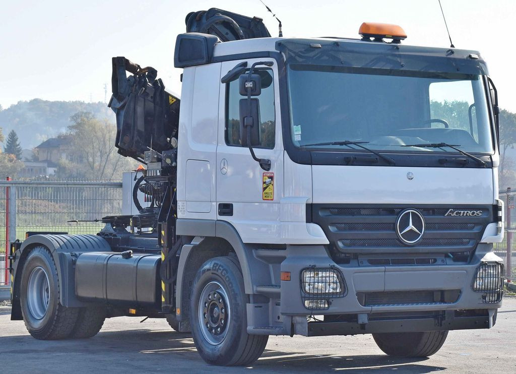 Mercedes-Benz ACTROS 1844 * Sattelzugmaschine *HIAB 330-5/FUNK - Автоманипулятор, Тягач: фото 3 Mercedes-Benz ACTROS 1844 * Sattelzugmaschine *HIAB 330-5/FUNK - Автоманипулятор, Тягач: фото 3