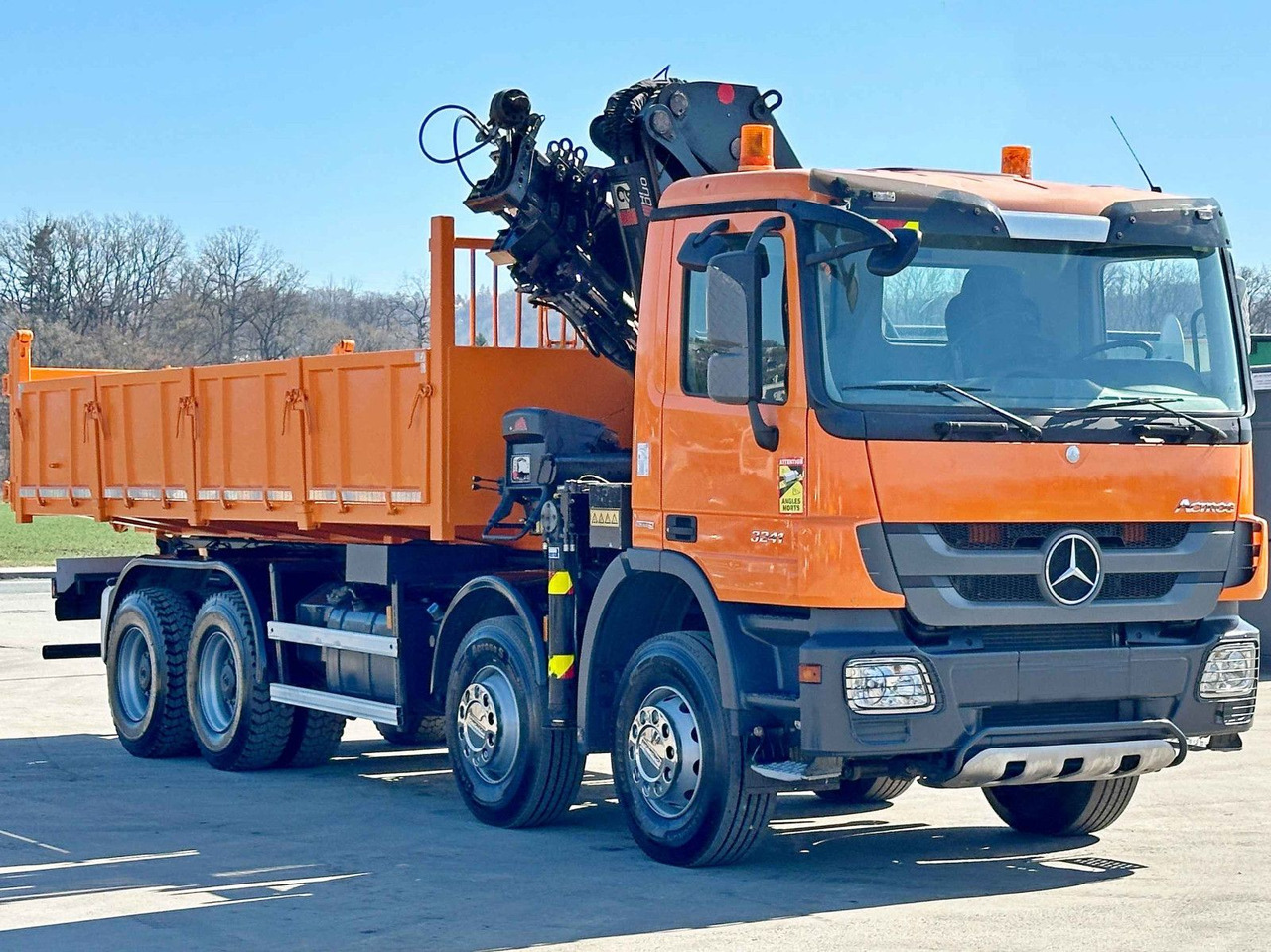 Mercedes-Benz ACTROS 3241 * HIAB 322 EP-4 HIDUO + FUNK / 8x4 - Автоманипулятор: фото 4 Mercedes-Benz ACTROS 3241 * HIAB 322 EP-4 HIDUO + FUNK / 8x4 - Автоманипулятор: фото 4