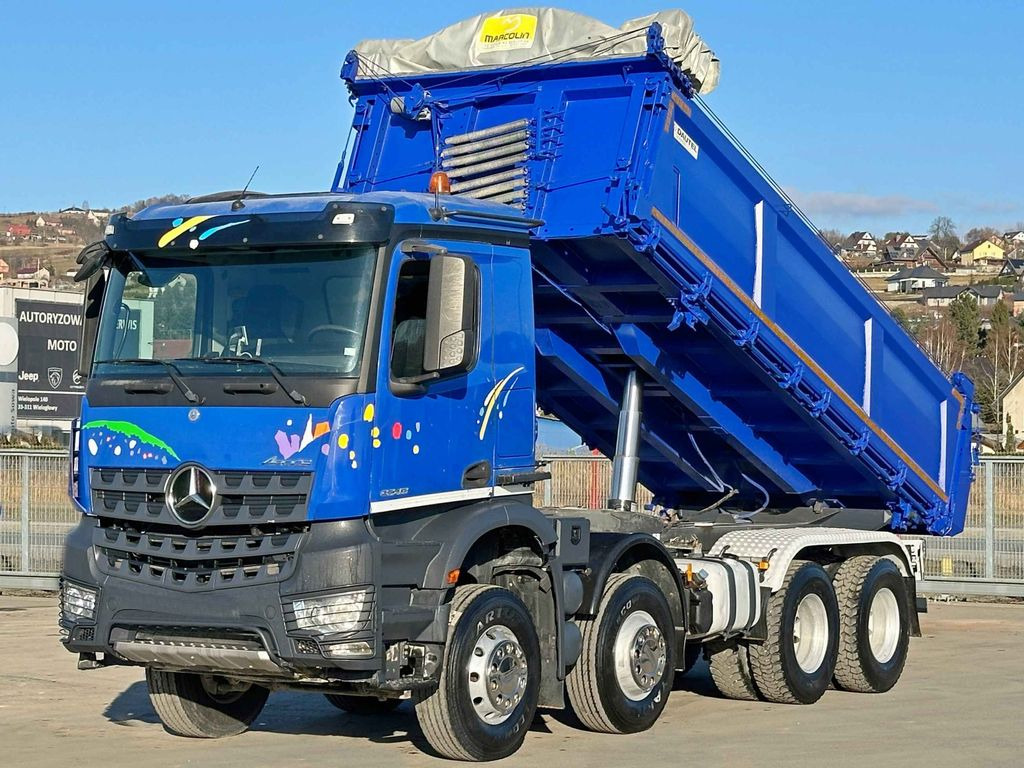 Mercedes-Benz AROCS 3243 * KIPPER 5,70 m * 8x4 * TOPZUSTAND - Самосвал, Автоманипулятор: фото 4 Mercedes-Benz AROCS 3243 * KIPPER 5,70 m * 8x4 * TOPZUSTAND - Самосвал, Автоманипулятор: фото 4