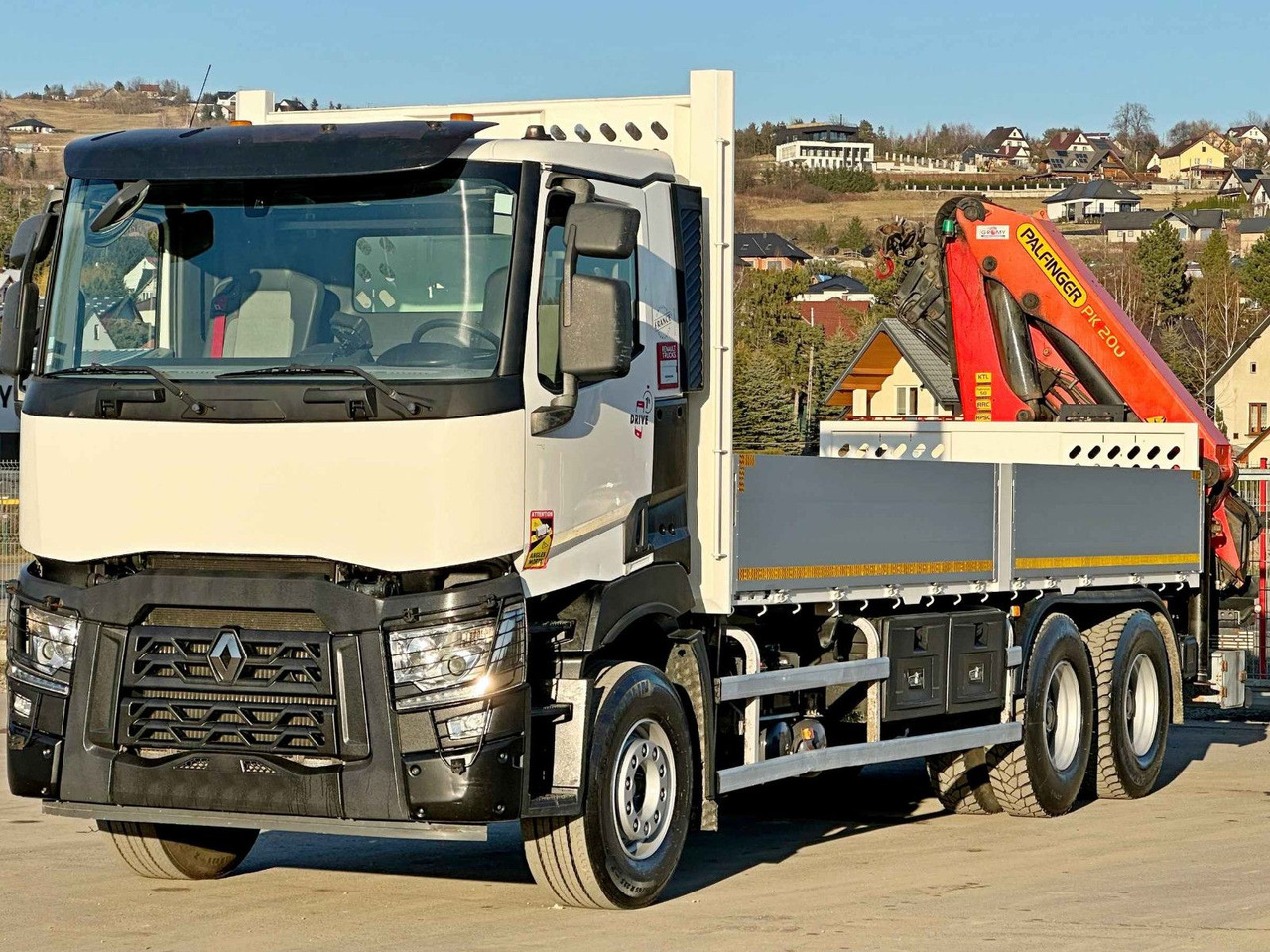 Renault C 380 *PRITSCHE 6,80m * PK 20001 - KC + FUNK*6x4 - Автоманипулятор, Грузовик бортовой/ Платформа: фото 4 Renault C 380 *PRITSCHE 6,80m * PK 20001 - KC + FUNK*6x4 - Автоманипулятор, Грузовик бортовой/ Платформа: фото 4