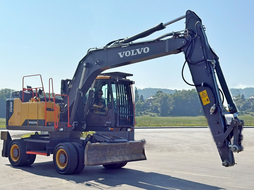 Volvo EW 160 E* Umschlagbagger * TOPZUSTAND - Колёсный экскаватор: фото 4 Volvo EW 160 E* Umschlagbagger * TOPZUSTAND - Колёсный экскаватор: фото 4