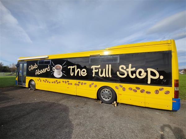 Optare single decker meeting place - Двухэтажный автобус: фото 4 Optare single decker meeting place - Двухэтажный автобус: фото 4