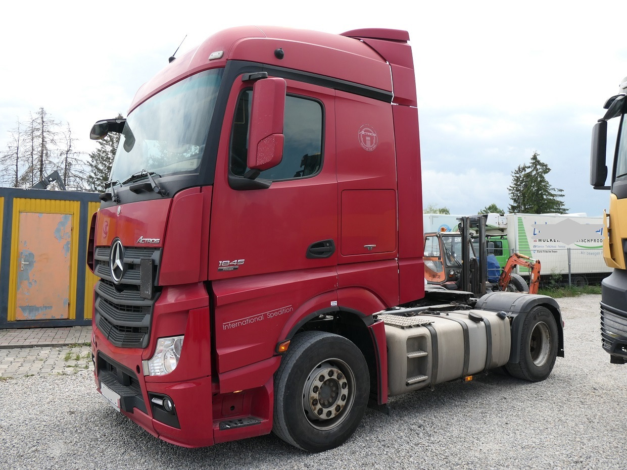 Mercedes Benz Actros 1845 в лизинг Mercedes Benz Actros 1845: фото 8 Mercedes Benz Actros 1845 в лизинг Mercedes Benz Actros 1845: фото 8