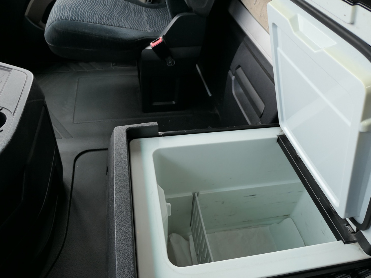 Mercedes Benz Actros 1845 в лизинг Mercedes Benz Actros 1845: фото 14 Mercedes Benz Actros 1845 в лизинг Mercedes Benz Actros 1845: фото 14