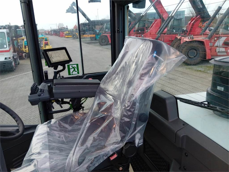 Дизельный погрузчик KONECRANES SMV 25-1200C: фото 9 Дизельный погрузчик KONECRANES SMV 25-1200C: фото 9