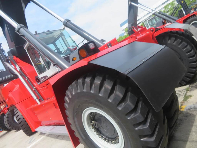 Kalmar DRU450-62S5 - Ричстакер: фото 4 Kalmar DRU450-62S5 - Ричстакер: фото 4