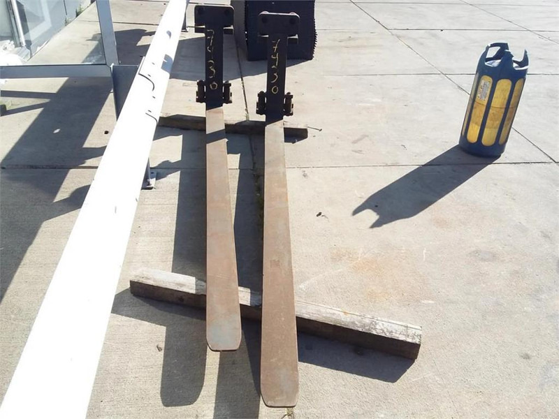 Kalmar ROLL-TYPE 2440X125X50 - Вилы для Погрузочно-разгрузочной техники: фото 3 Kalmar ROLL-TYPE 2440X125X50 - Вилы для Погрузочно-разгрузочной техники: фото 3