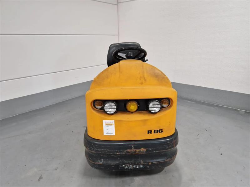 Still R06 - Электропогрузчик: фото 5 Still R06 - Электропогрузчик: фото 5