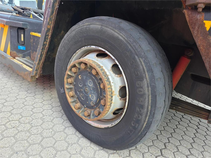 Терминальный тягач Terberg RT222 4x4: фото 14