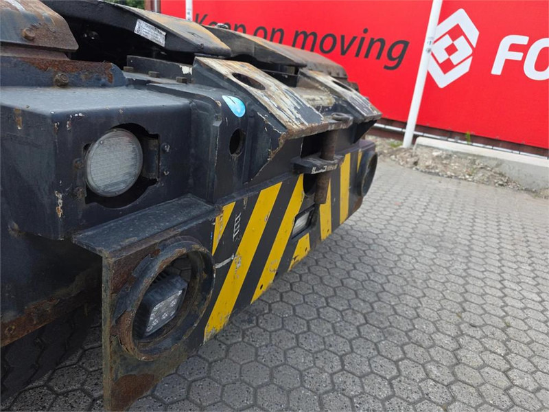 Терминальный тягач Terberg RT222 4x4: фото 11