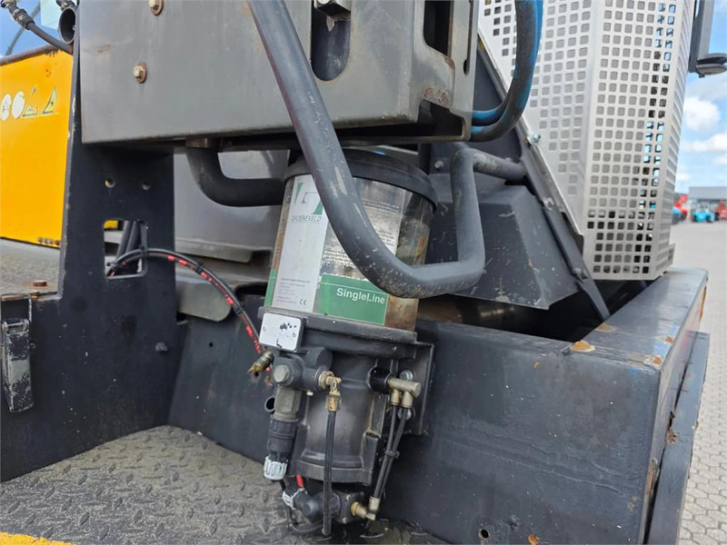 Терминальный тягач Terberg RT222 4x4: фото 12