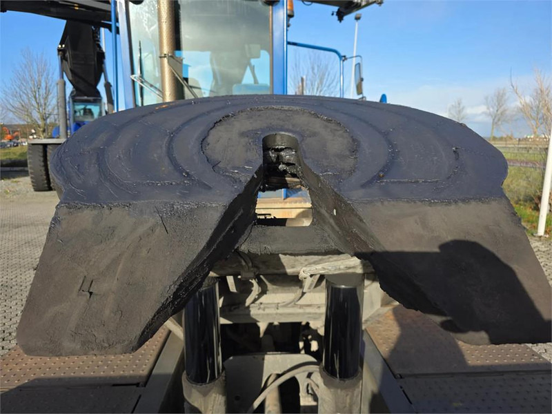 Терминальный тягач Terberg YT222: фото 9