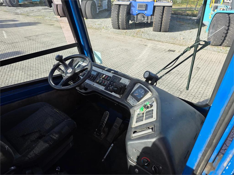 Терминальный тягач Terberg YT222: фото 15