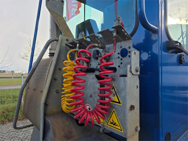 Терминальный тягач Terberg YT222: фото 10