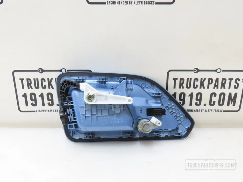 DAF 2339732 Deurgreep XG Links - Кузов и экстерьер для Грузовиков: фото 2 DAF 2339732 Deurgreep XG Links - Кузов и экстерьер для Грузовиков: фото 2