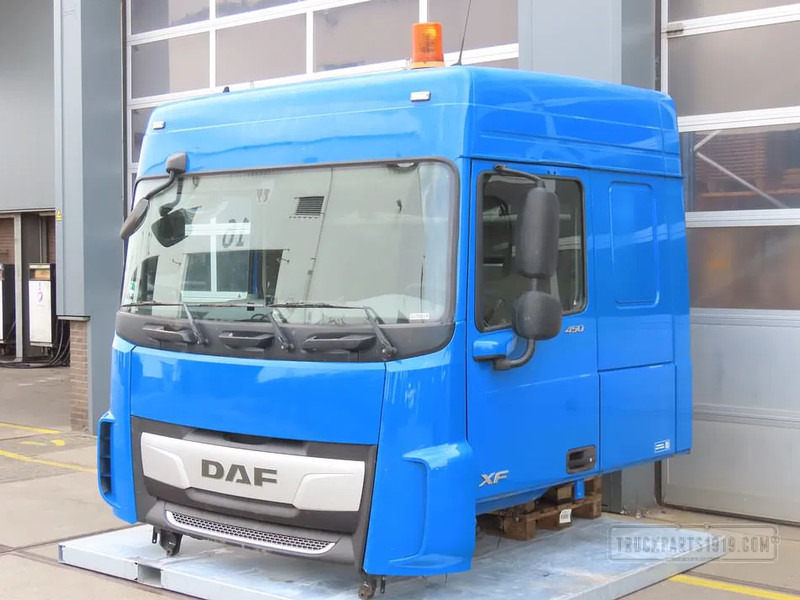 DAF Body & Chassis Parts Cabine DAF XF Space Cab - Кабина и интерьер для Грузовиков: фото 2 DAF Body & Chassis Parts Cabine DAF XF Space Cab - Кабина и интерьер для Грузовиков: фото 2