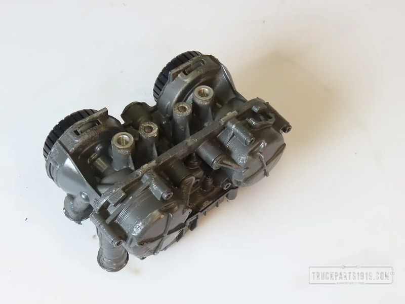 DAF Brake System Achteras EBS modulator DAF - Тормозной клапан для Грузовиков: фото 2 DAF Brake System Achteras EBS modulator DAF - Тормозной клапан для Грузовиков: фото 2