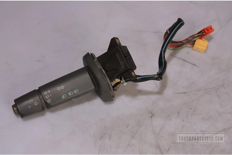 MAN Electrical System Stuurkolom schak. wissers - Подрулевой переключатель для Грузовиков: фото 1 MAN Electrical System Stuurkolom schak. wissers - Подрулевой переключатель для Грузовиков: фото 1