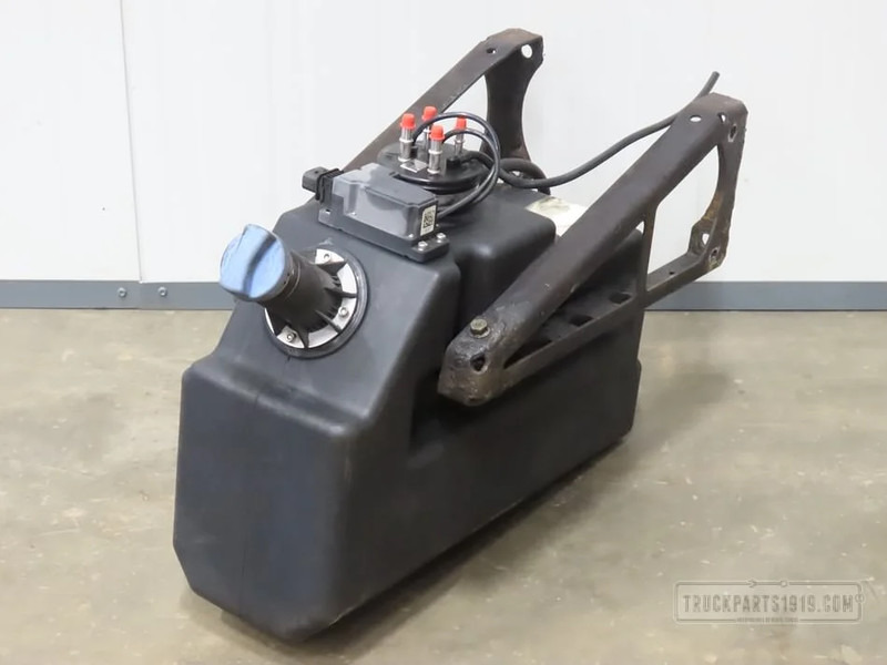 MAN Exhaust System AdBlue tank 35L - Глушитель/ Выхлопная система для Грузовиков: фото 1 MAN Exhaust System AdBlue tank 35L - Глушитель/ Выхлопная система для Грузовиков: фото 1