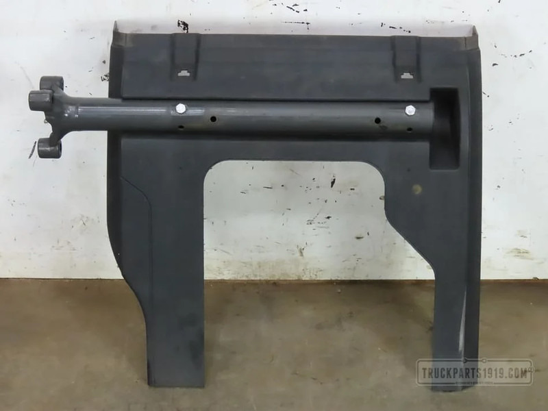 Mercedes-Benz Body & Chassis Parts Spatbord achter Li. voor MB MP - Кузов и экстерьер для Грузовиков: фото 1 Mercedes-Benz Body & Chassis Parts Spatbord achter Li. voor MB MP - Кузов и экстерьер для Грузовиков: фото 1