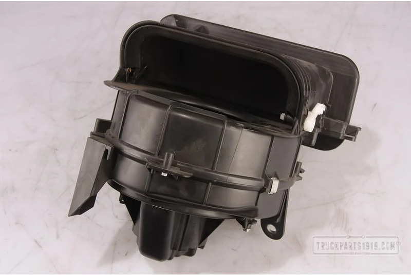 Mercedes-Benz Heating, Ventilation & AC Kachel ventilator MB Atego - Отопление/ Вентиляция для Грузовиков: фото 1 Mercedes-Benz Heating, Ventilation & AC Kachel ventilator MB Atego - Отопление/ Вентиляция для Грузовиков: фото 1