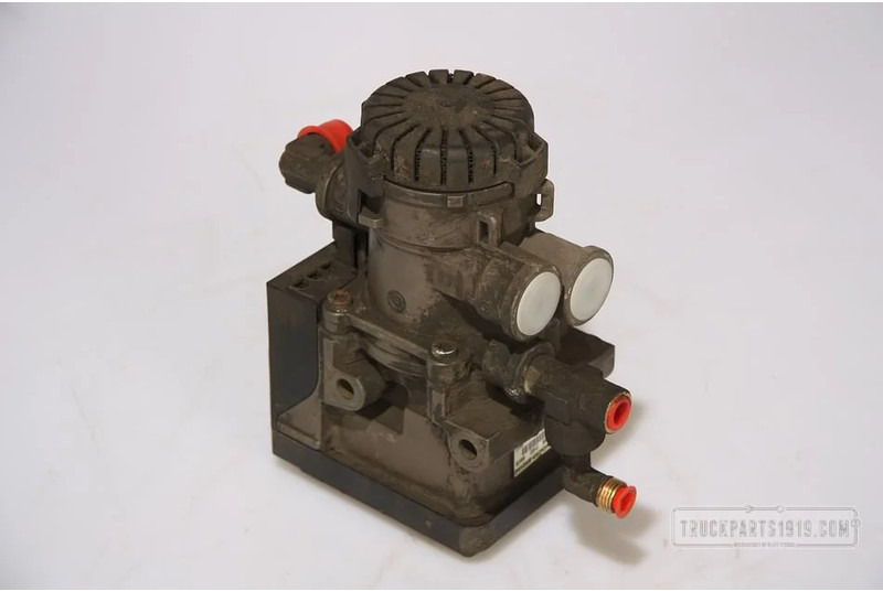 Scania Brake System EBS ventiel SC-4/R enkel - Детали тормозной системы для Грузовиков: фото 1 Scania Brake System EBS ventiel SC-4/R enkel - Детали тормозной системы для Грузовиков: фото 1