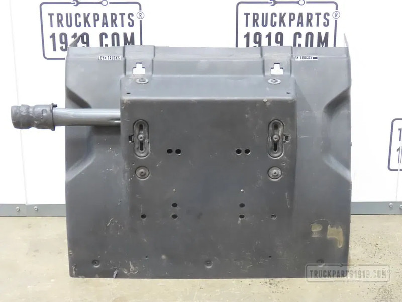 Volvo Body & Chassis Parts Spatbord achter Li. voor Volvo - Кузов и экстерьер для Грузовиков: фото 1 Volvo Body & Chassis Parts Spatbord achter Li. voor Volvo - Кузов и экстерьер для Грузовиков: фото 1