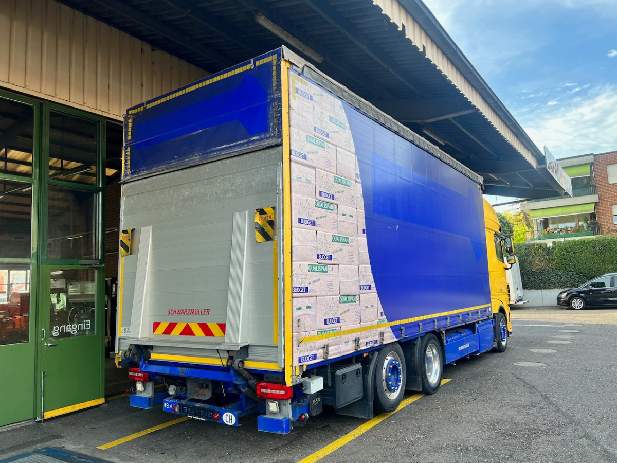 DAF XF 510 Jumbo - Тентованный грузовик: фото 4 DAF XF 510 Jumbo - Тентованный грузовик: фото 4