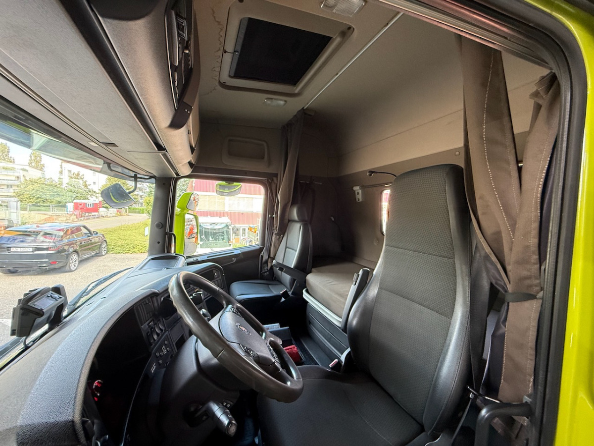 SCANIA R490 8x4 - Крюковой мультилифт: фото 3 SCANIA R490 8x4 - Крюковой мультилифт: фото 3