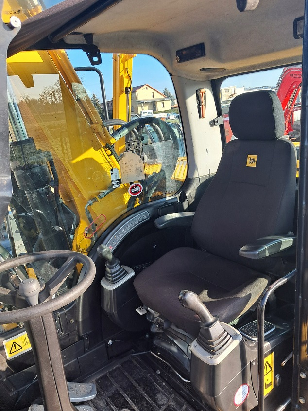 JCB JS145W - Колёсный экскаватор: фото 5 JCB JS145W - Колёсный экскаватор: фото 5