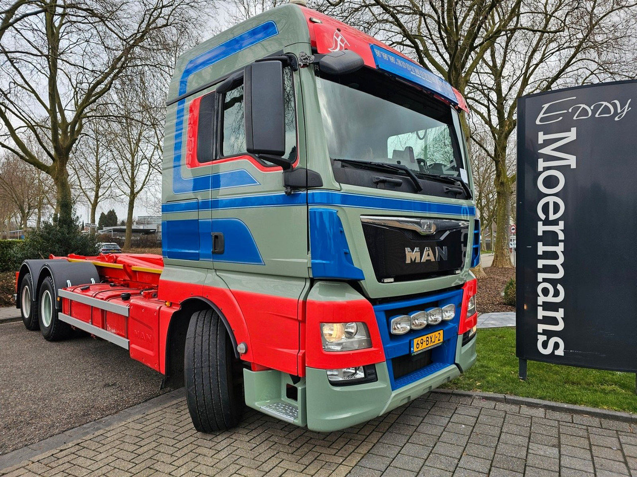 MAN TGX 26.560 XLX 6x4 Abrollkipper - Крюковой мультилифт: фото 1 MAN TGX 26.560 XLX 6x4 Abrollkipper - Крюковой мультилифт: фото 1