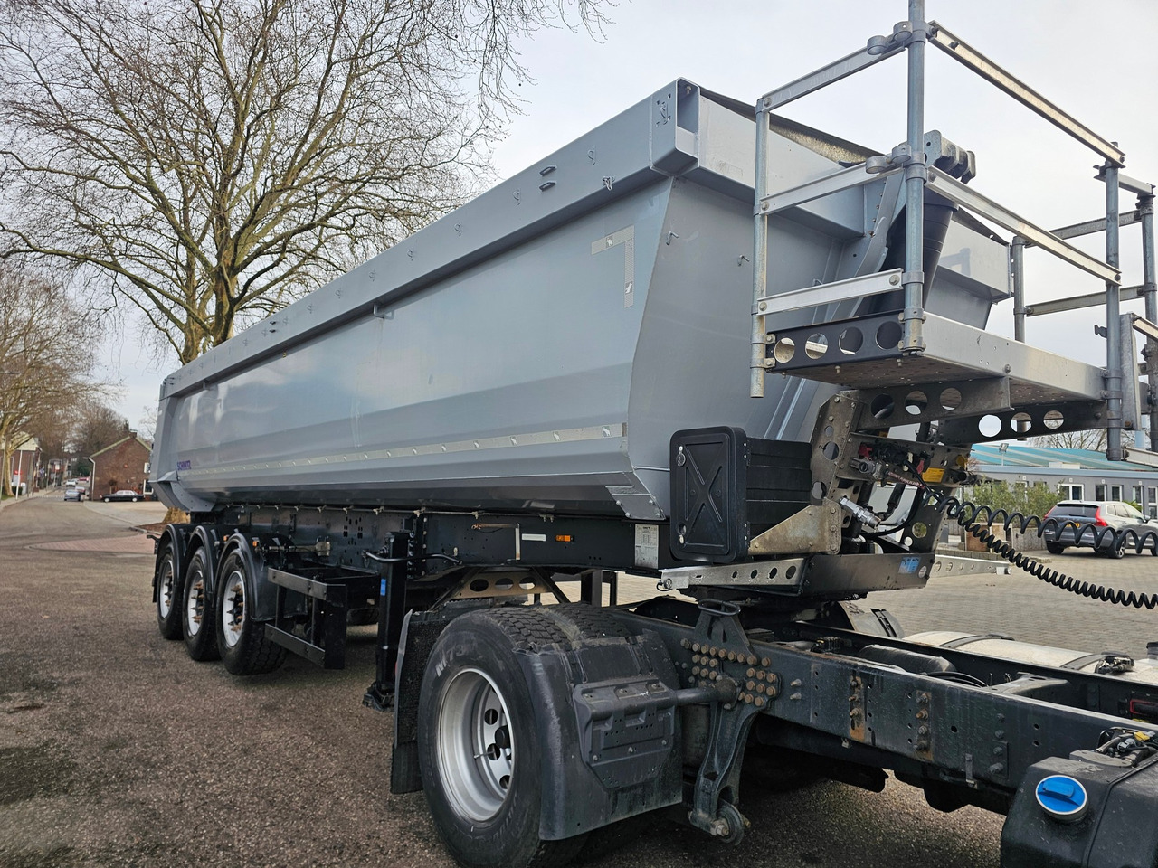 Schmitz SGF*S3 Rounded Body - Самосвальный полуприцеп: фото 3 Schmitz SGF*S3 Rounded Body - Самосвальный полуприцеп: фото 3