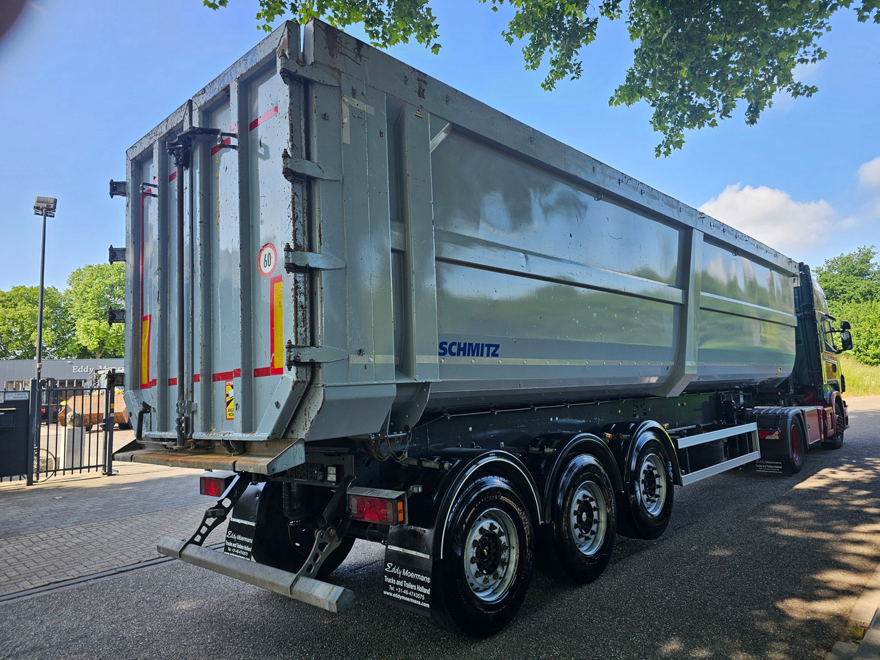 Schmitz SGF-S3 Scraptipper 55 M3 - Самосвальный полуприцеп: фото 4 Schmitz SGF-S3 Scraptipper 55 M3 - Самосвальный полуприцеп: фото 4