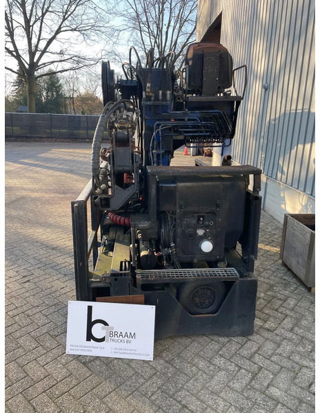 Hiab Hiad 220-F3 tot 9 meter uitschuifbaar. OOK NOG EEN KENIS KRAAN - Кран-манипулятор: фото 1 Hiab Hiad 220-F3 tot 9 meter uitschuifbaar. OOK NOG EEN KENIS KRAAN - Кран-манипулятор: фото 1