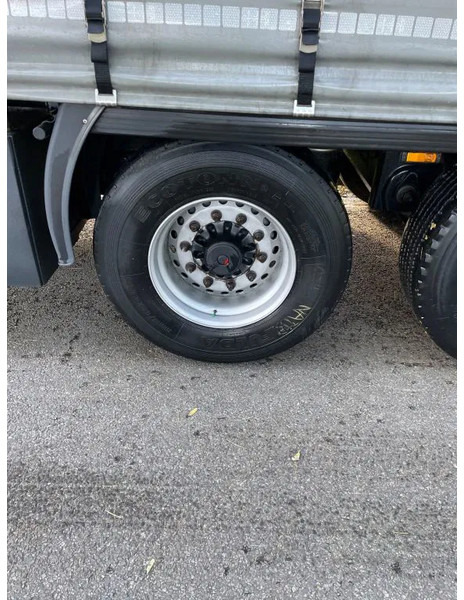 Kässbohrer Taut Line XXL Certificaat - Тентованный полуприцеп: фото 4 Kässbohrer Taut Line XXL Certificaat - Тентованный полуприцеп: фото 4