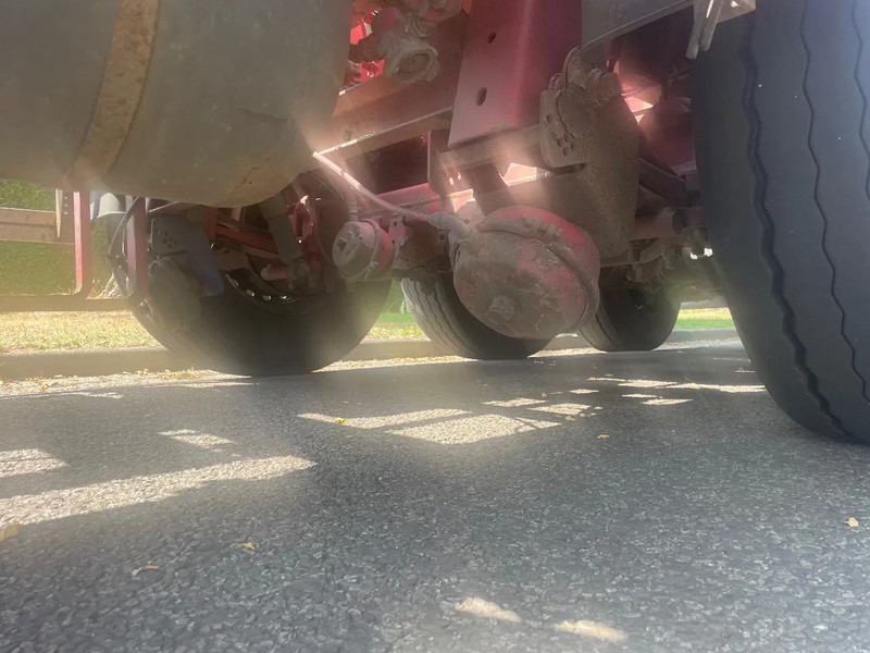 Renders 2x 20 1x 30 1x 40 in prijs verlaagt - Полуприцеп-контейнеровоз/ Сменный кузов: фото 4 Renders 2x 20 1x 30 1x 40 in prijs verlaagt - Полуприцеп-контейнеровоз/ Сменный кузов: фото 4