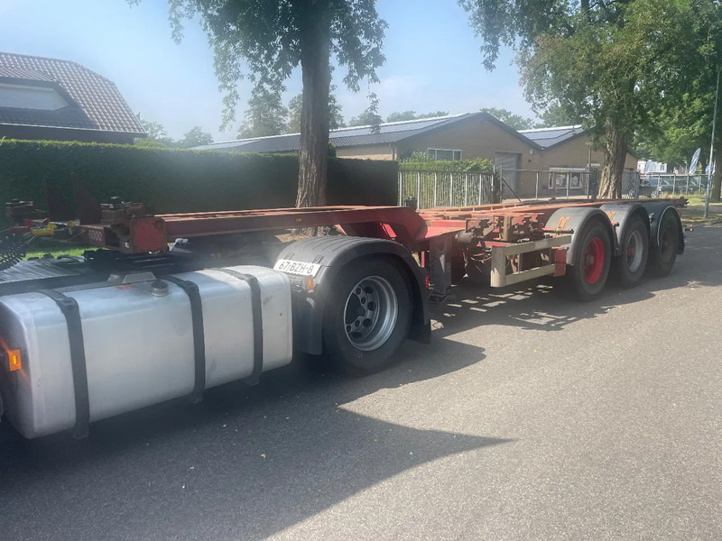 Renders 2x 20 1x 30 1x 40 in prijs verlaagt - Полуприцеп-контейнеровоз/ Сменный кузов: фото 1 Renders 2x 20 1x 30 1x 40 in prijs verlaagt - Полуприцеп-контейнеровоз/ Сменный кузов: фото 1