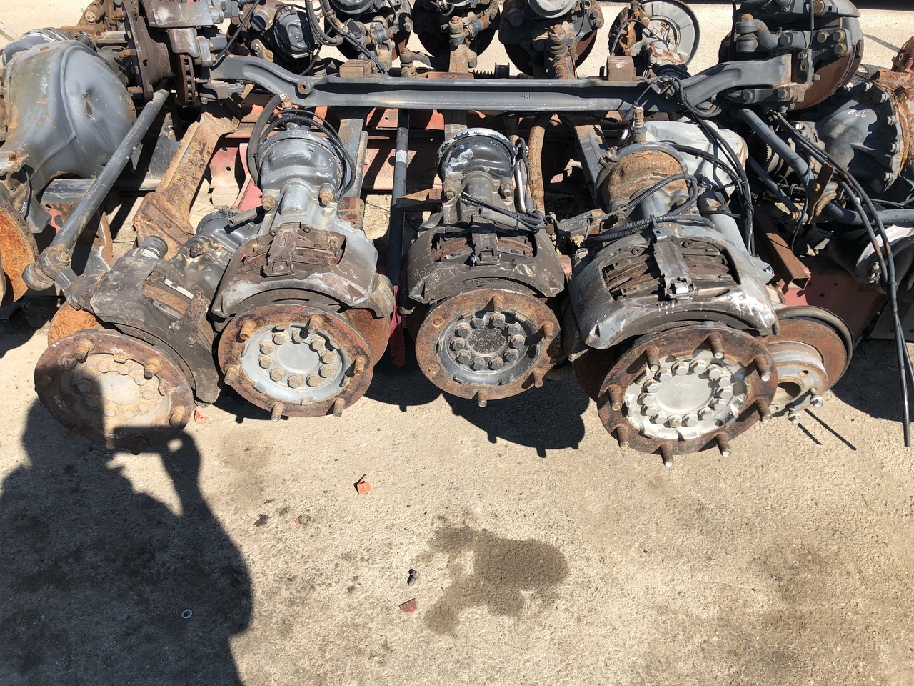 ATEGO 8tn-12tn - Передняя ось для Грузовиков: фото 1 ATEGO 8tn-12tn - Передняя ось для Грузовиков: фото 1