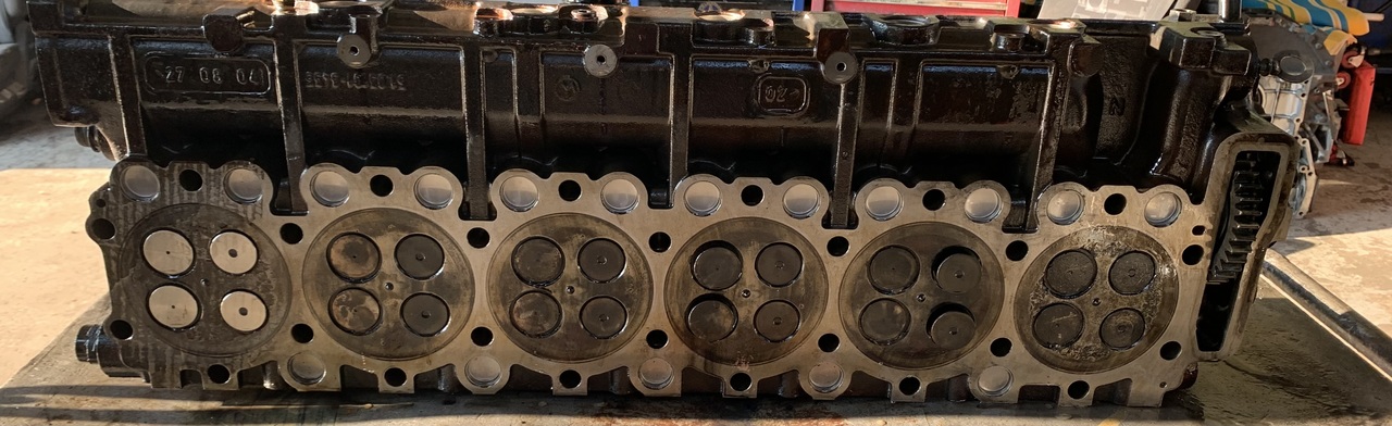 CYLINDER HEAD ASSEMBLY COMPLETE(INCLUDING CAMSHAFT) MAN TGA-TGS D2066 - Головка блока для Грузовиков: фото 3 CYLINDER HEAD ASSEMBLY COMPLETE(INCLUDING CAMSHAFT) MAN TGA-TGS D2066 - Головка блока для Грузовиков: фото 3