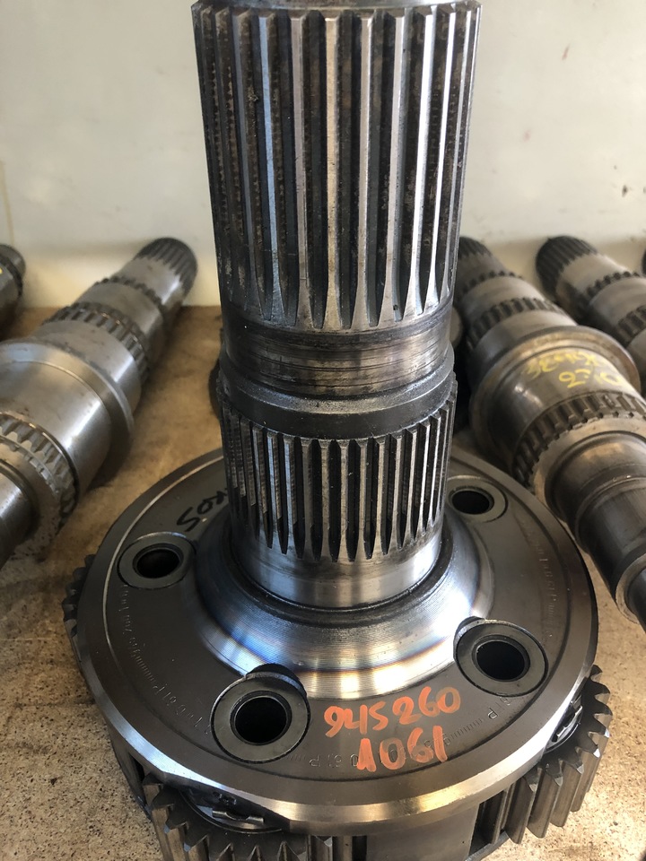 DRIVE SHAFT-MAIN SHAFT-PLANETARY CARRIER ACTROS GEARBOX G240 - Коробка передач и запчасти для Грузовиков: фото 5 DRIVE SHAFT-MAIN SHAFT-PLANETARY CARRIER ACTROS GEARBOX G240 - Коробка передач и запчасти для Грузовиков: фото 5