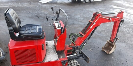 Hinowa DM8 Minikaivuri - Мини-экскаватор: фото 1 Hinowa DM8 Minikaivuri - Мини-экскаватор: фото 1