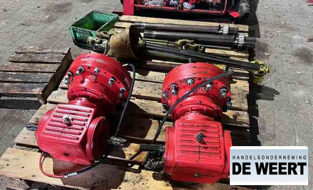 Trioliet tandwielkast , haakse aandrijving , trioliet mengwagen - Коробка передач для Сельскохозяйственной техники: фото 1 Trioliet tandwielkast , haakse aandrijving , trioliet mengwagen - Коробка передач для Сельскохозяйственной техники: фото 1