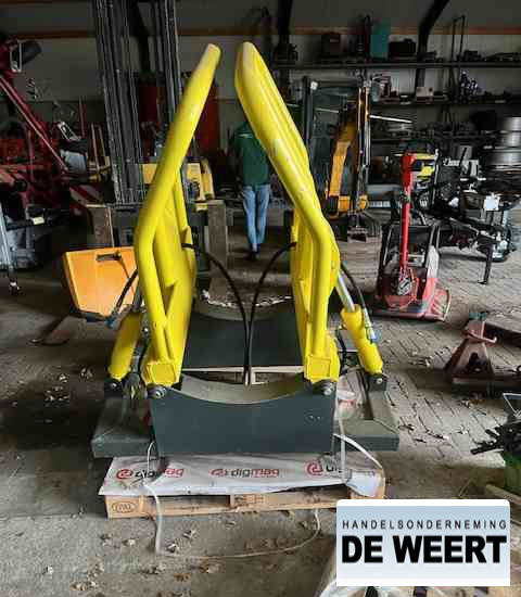 Digmag ronde balenklem + manitou snelwissel - Захват для Сельскохозяйственной техники: фото 3 Digmag ronde balenklem + manitou snelwissel - Захват для Сельскохозяйственной техники: фото 3