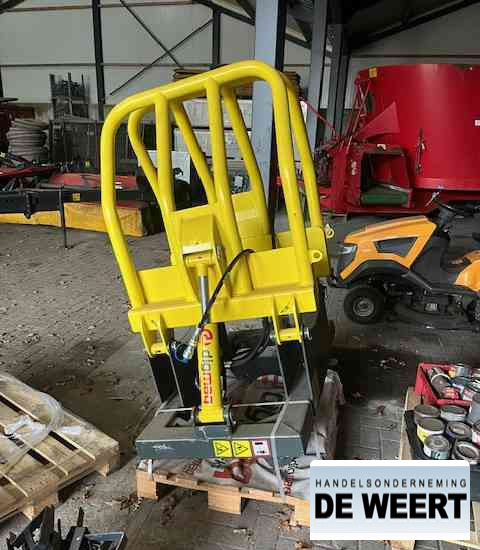 Digmag ronde balenklem + manitou snelwissel - Захват для Сельскохозяйственной техники: фото 5 Digmag ronde balenklem + manitou snelwissel - Захват для Сельскохозяйственной техники: фото 5