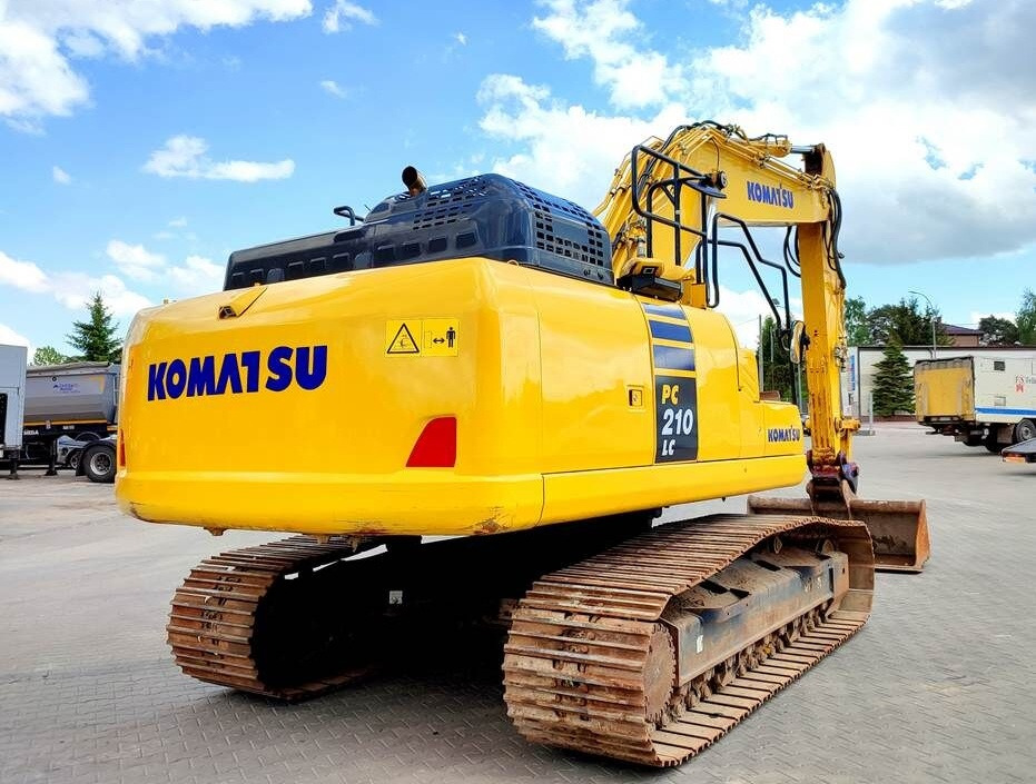 Komatsu PC210LC-11 - Гусеничный экскаватор: фото 5 Komatsu PC210LC-11 - Гусеничный экскаватор: фото 5