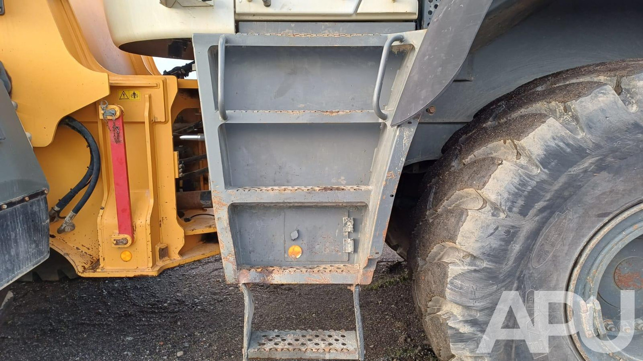 Колёсный погрузчик Liebherr L576 Xpower: фото 21