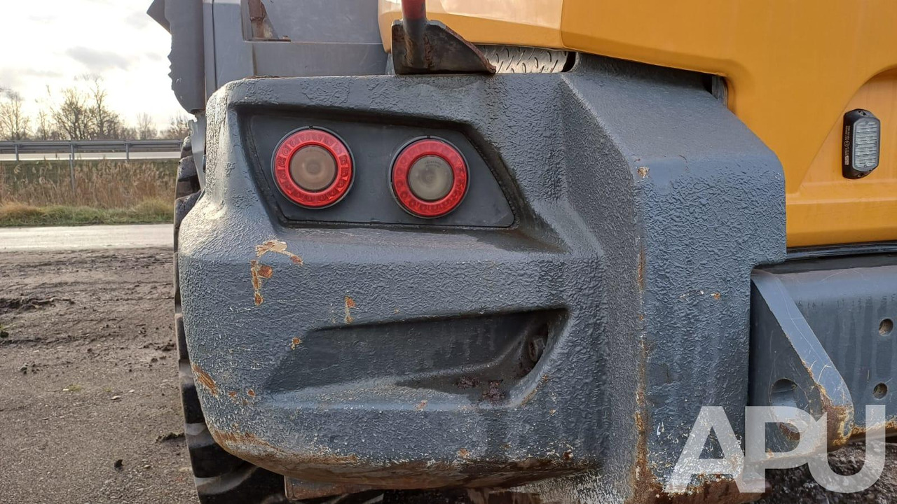 Колёсный погрузчик Liebherr L576 Xpower: фото 25