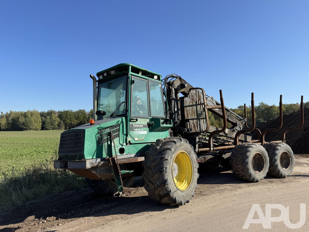 Timberjack do przewozu drewna - Форвардер: фото 1 Timberjack do przewozu drewna - Форвардер: фото 1