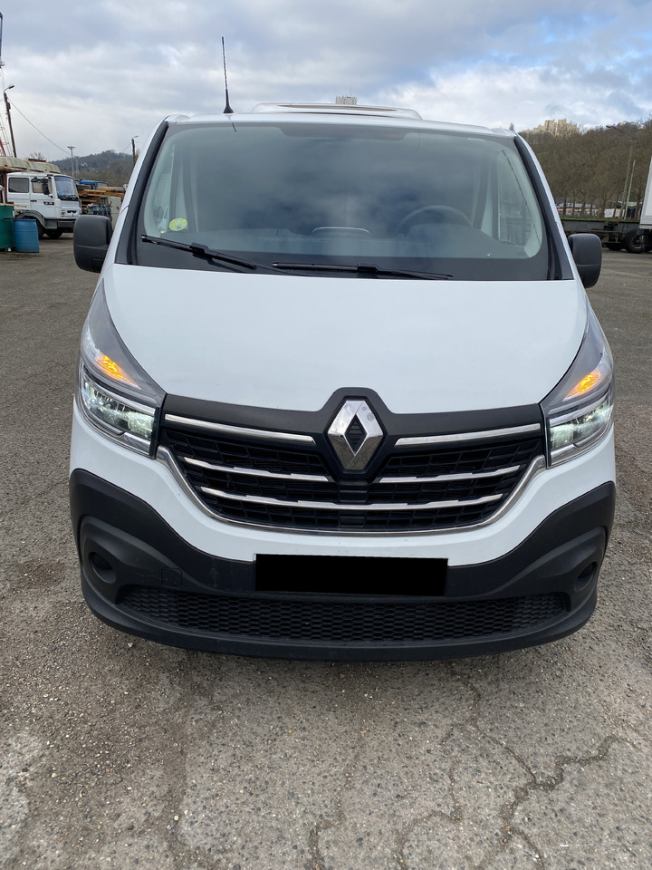 Renault Trafic - Малотоннажный рефрижератор: фото 2 Renault Trafic - Малотоннажный рефрижератор: фото 2